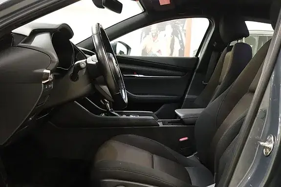 Mazda 3 2023 photo 4