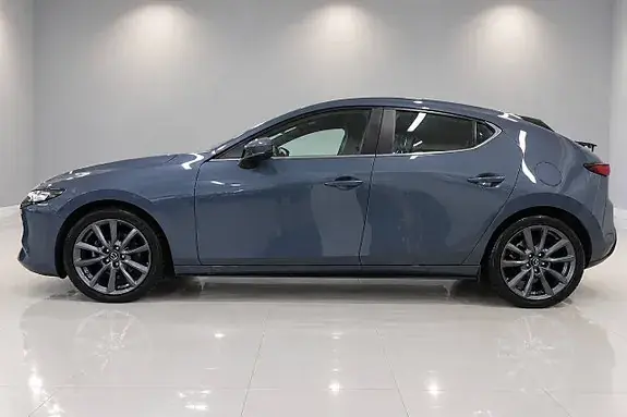 Mazda 3 2023 photo 3