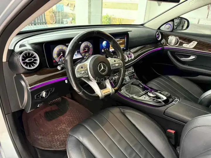 Mercedes-Benz E-Class 2017 photo 4