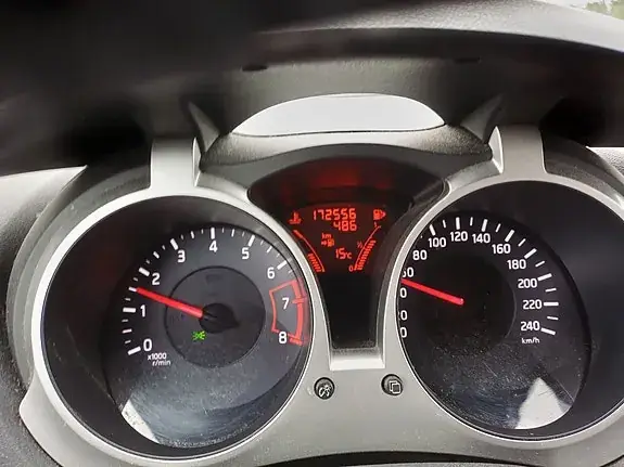 Nissan Juke 2011 photo 5