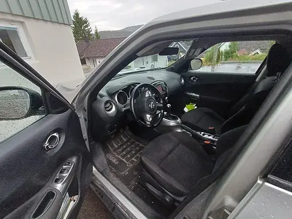 Nissan Juke 2011 photo 3