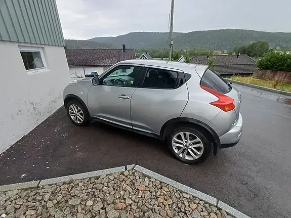 Nissan Juke 2011 photo 4