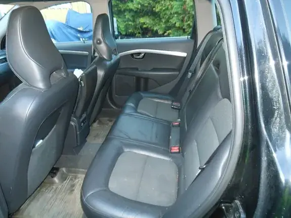Volvo V70 2010 photo 5