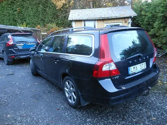 Volvo V70 2010 photo 4