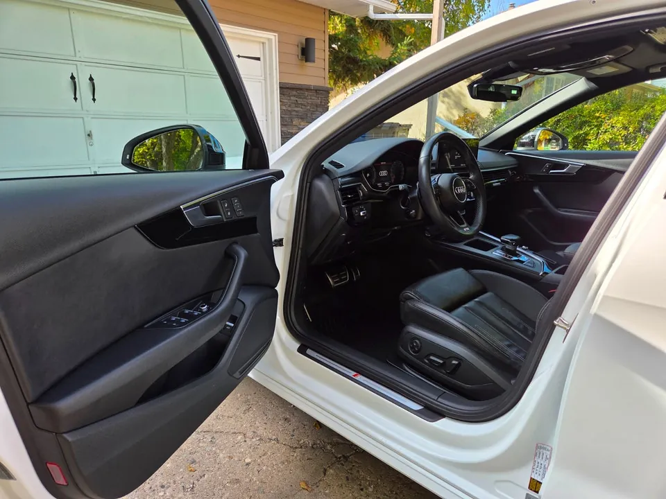 Audi A4 2021 photo 5