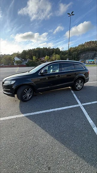 Audi Q7 2007 photo 4