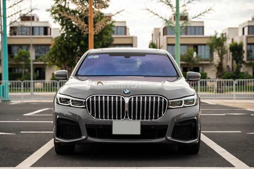 BMW 730I