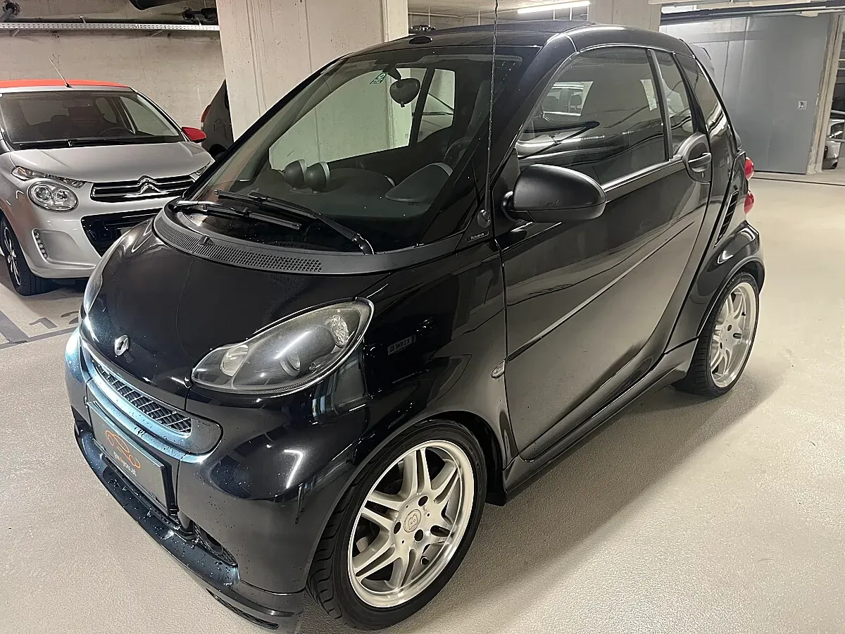 Smart Fortwo 2011 photo 2