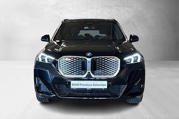 BMW Ix1 2026 photo 3