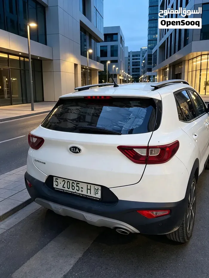Kia Stonic 2018 photo 2