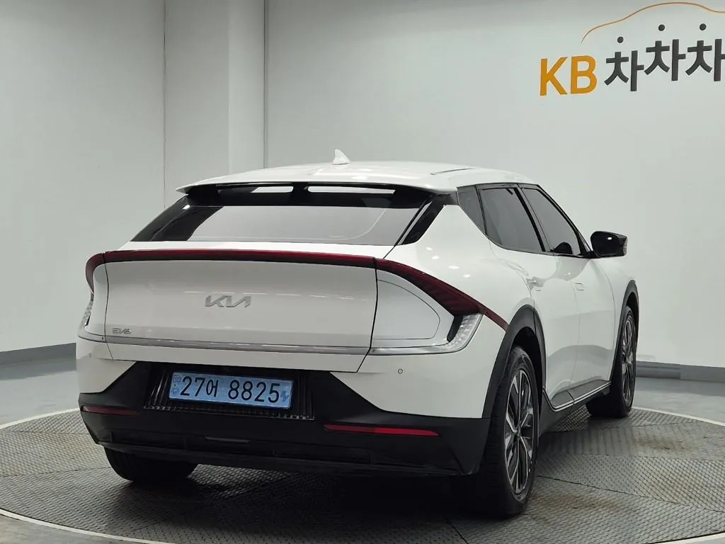 Kia Ev6 2023 photo 3