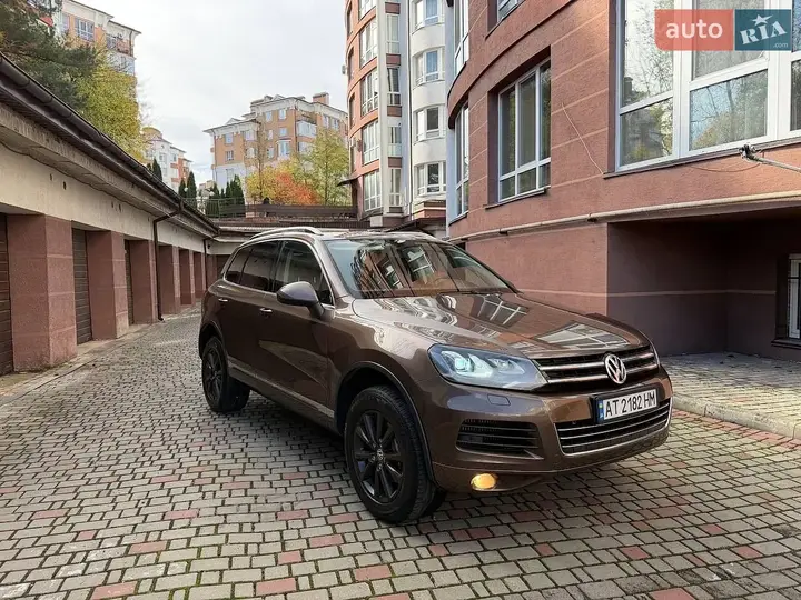 Volkswagen Touareg 2012 photo 3