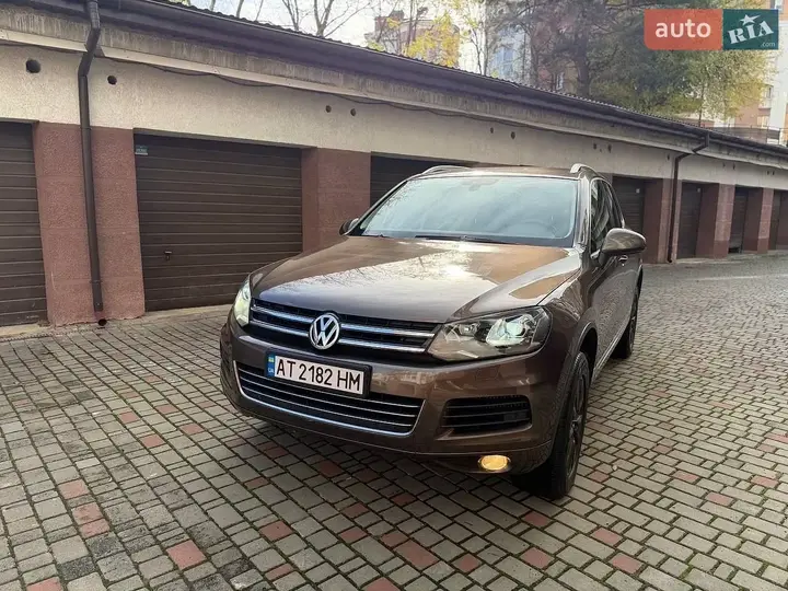Volkswagen Touareg 2012 photo 2