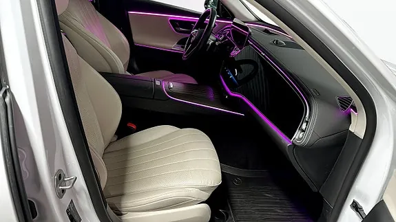 Mercedes-Benz E300 De 2024 photo 3