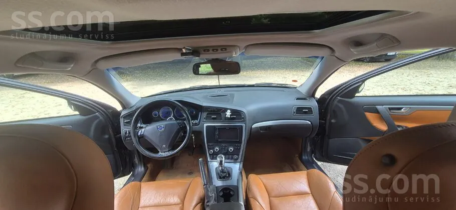 Volvo V70 2004 photo 5