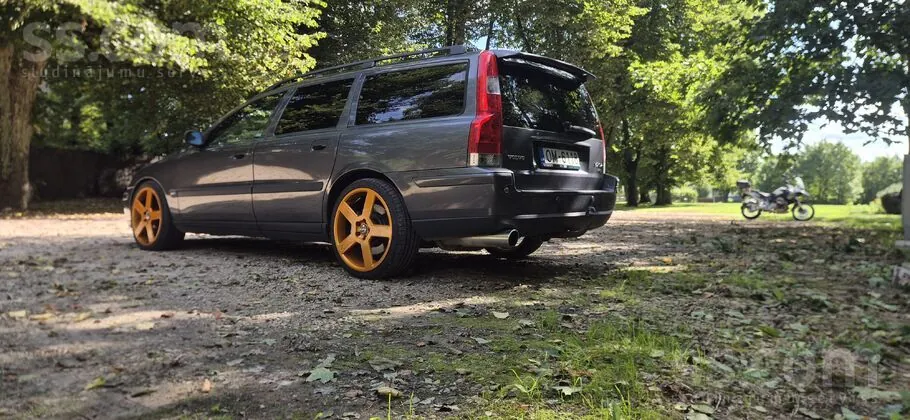 Volvo V70 2004 photo 4