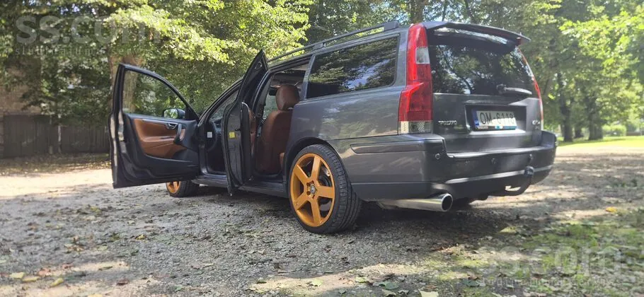 Volvo V70 2004 photo 3