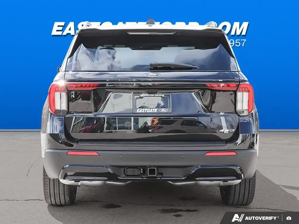 Ford Explorer 2026 photo 5