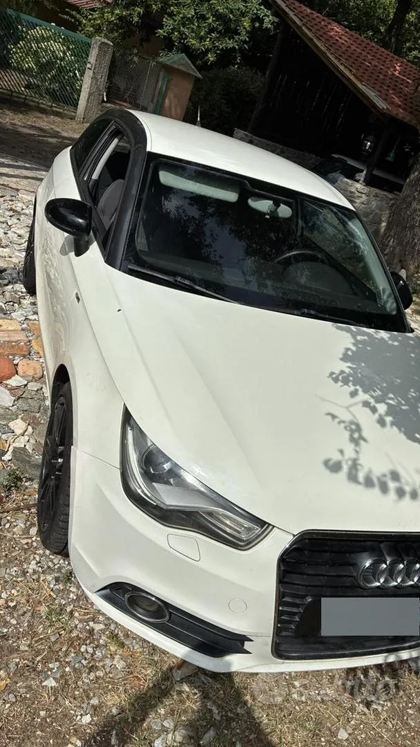 Audi A1 2010 photo 4