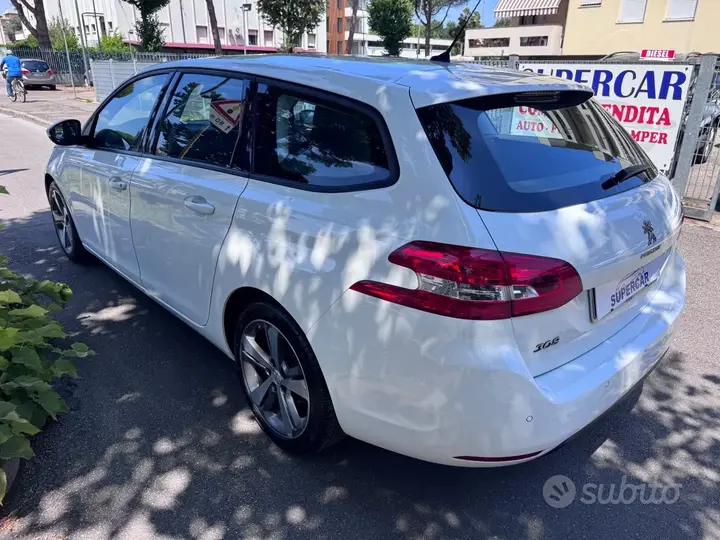 Peugeot 308 2019 photo 5