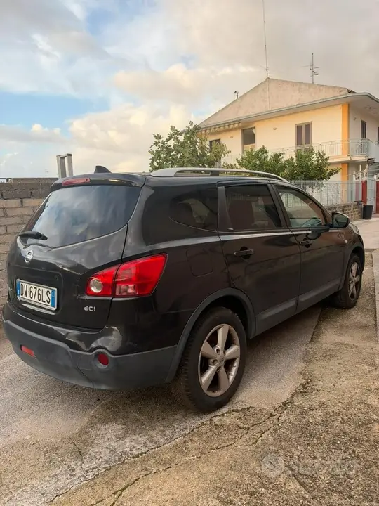 Nissan Qashqai 2009 photo 2