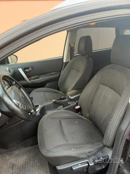 Nissan Qashqai 2009 photo 4