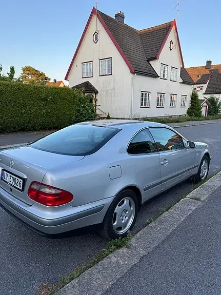 Mercedes-Benz Clk 200 1999 photo 2