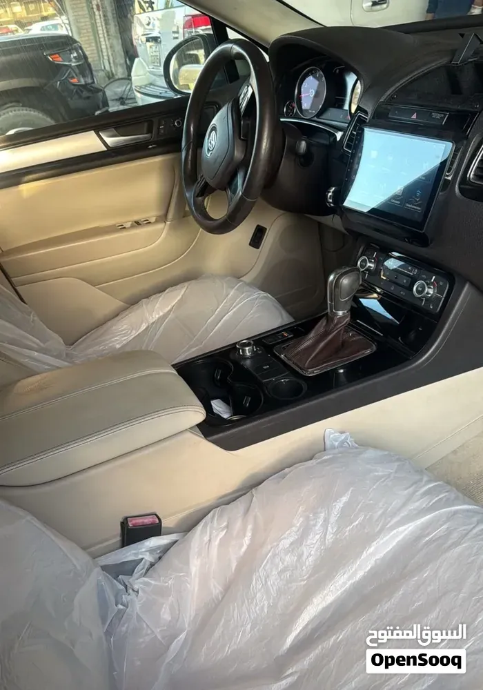 Volkswagen Touareg 2013 photo 2