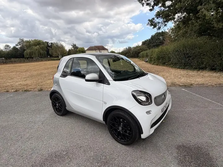 Smart Fortwo 2017 photo 2