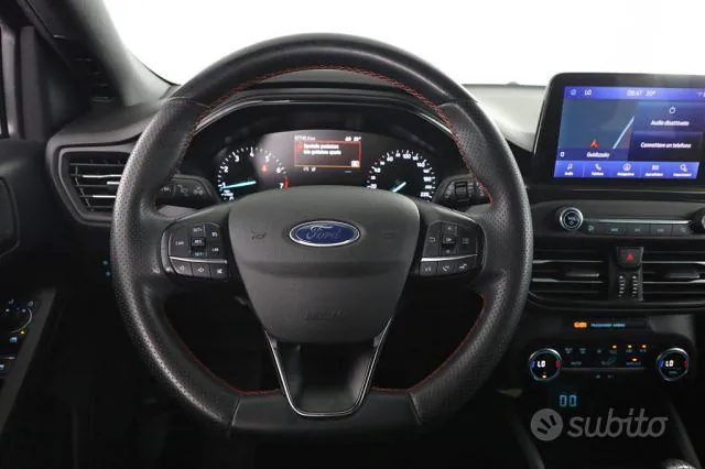 Ford Focus 2022 photo 5