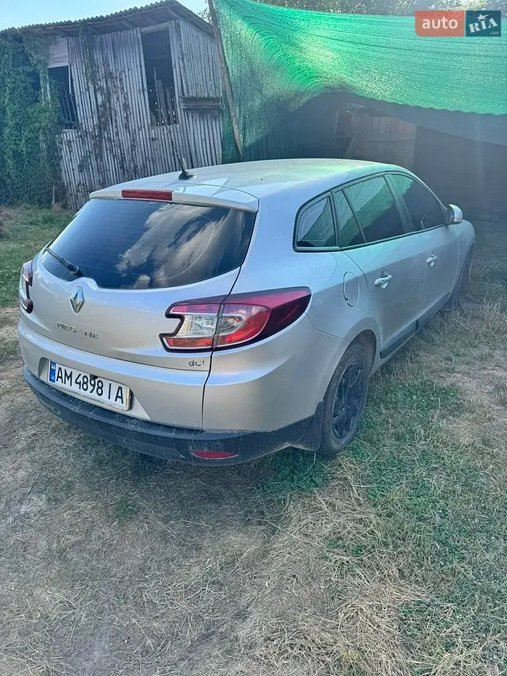 Renault Megane 2012 photo 3