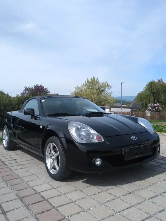 Toyota Mr2 2004 photo 2