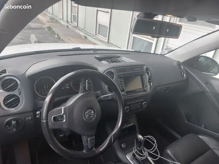 Volkswagen Tiguan 2013 photo 2