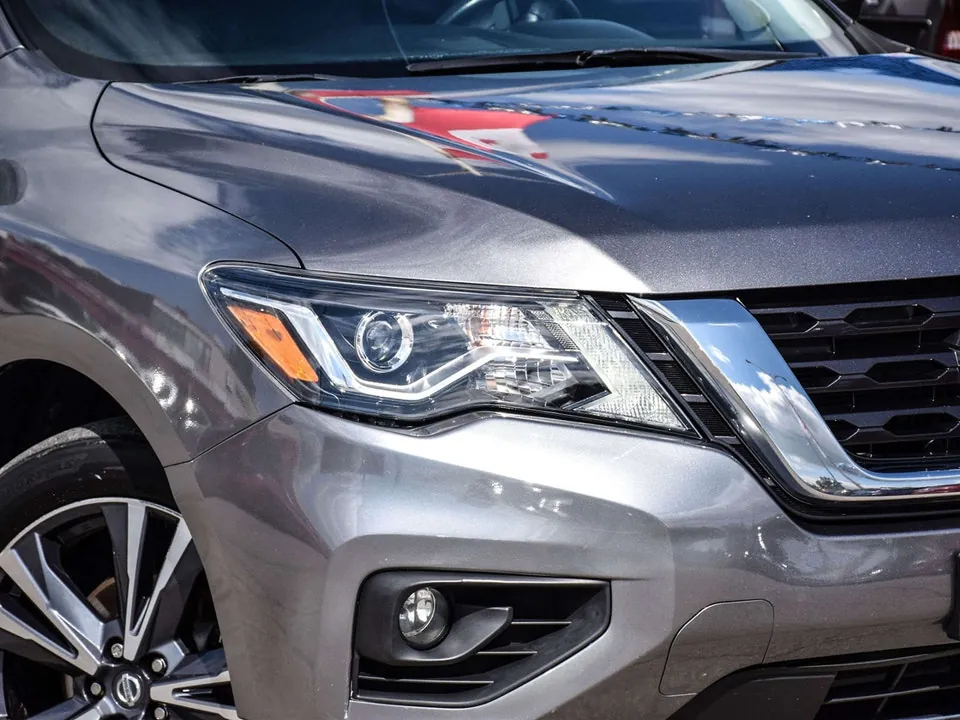 Nissan Pathfinder 2017 photo 2