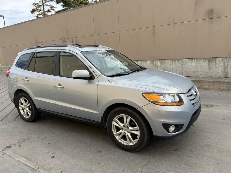 Hyundai Santa Fe 2010 photo 5