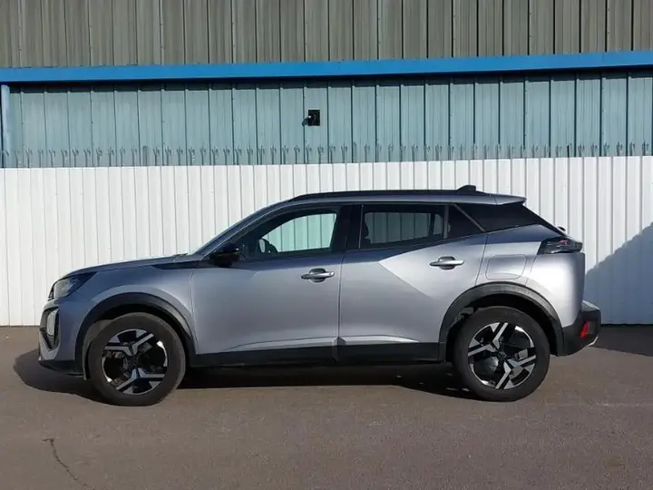 Peugeot 2008 2024 photo 4