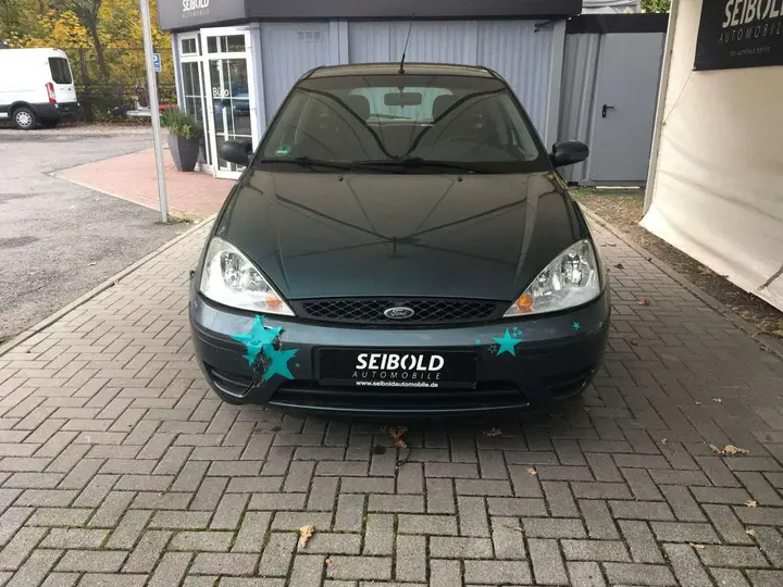 Ford Focus 2004 photo 2