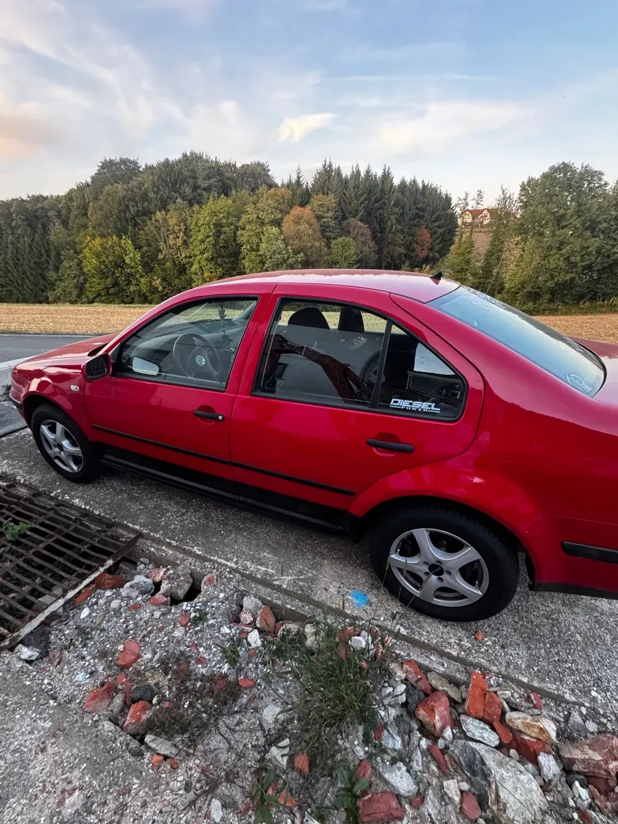 Volkswagen Bora 2002 photo 3