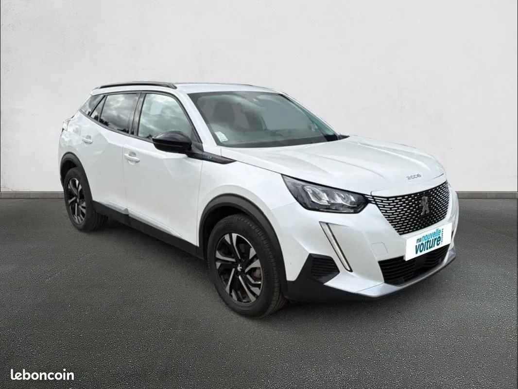 Peugeot 2008 2022 photo 3