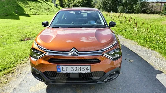 Citroen E-C4 2023 photo 2