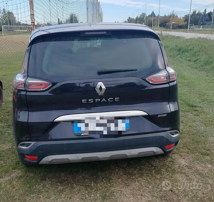 Renault Espace 2016 photo 2