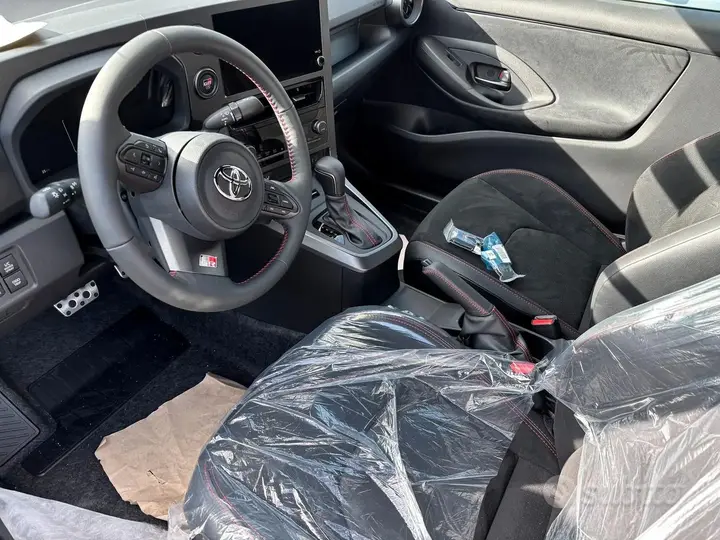 Toyota Yaris 2024 photo 4
