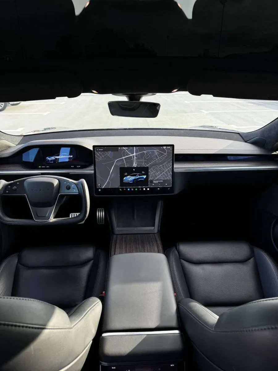 Tesla Model S 2017 photo 3