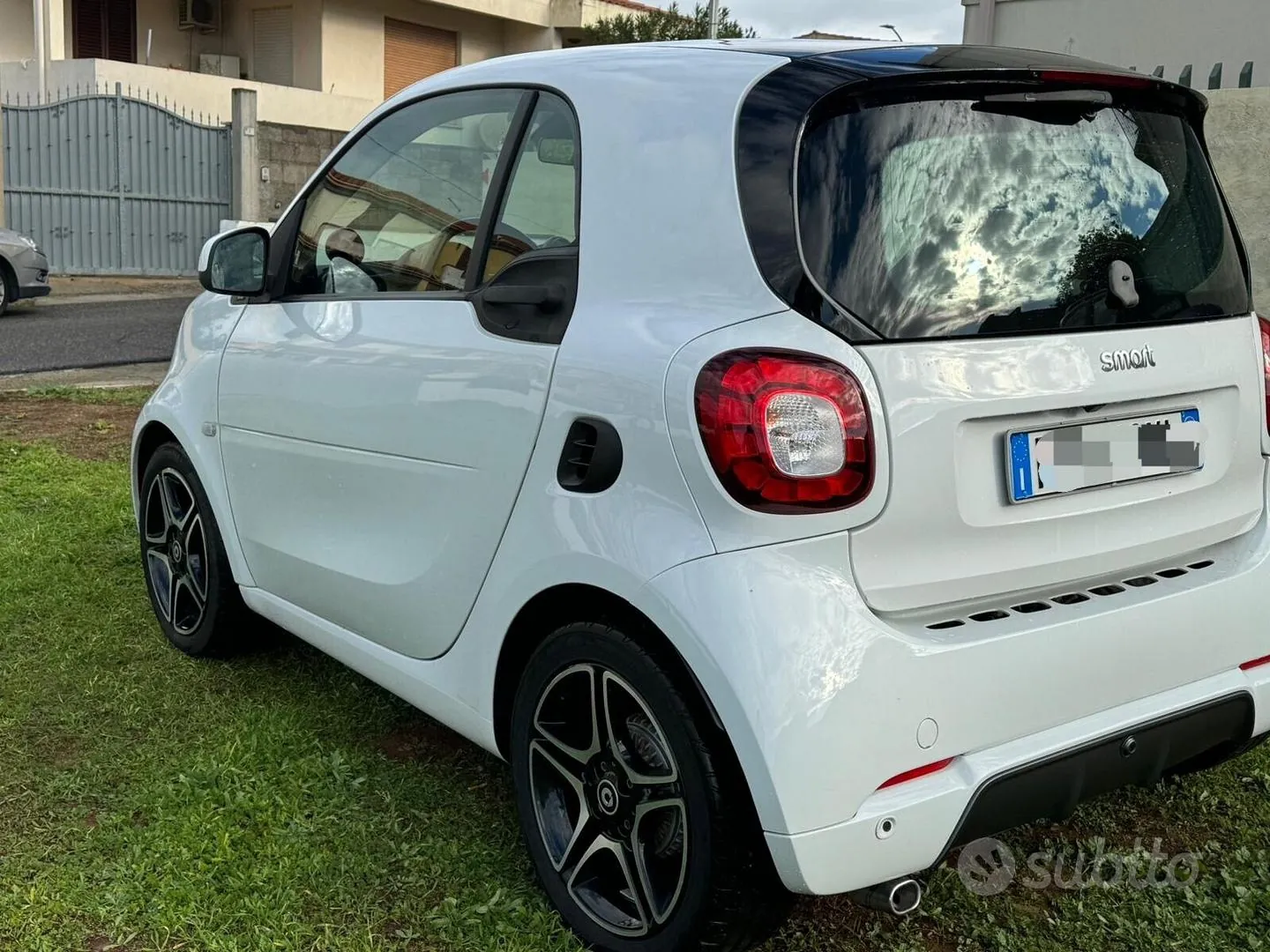 Smart Fortwo 2017 photo 3