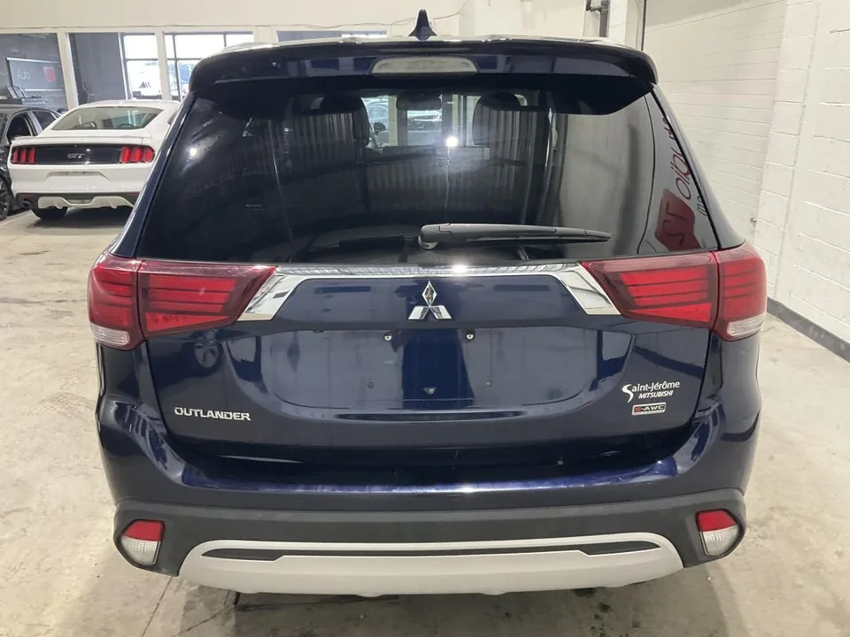 Mitsubishi Outlander 2020 photo 3