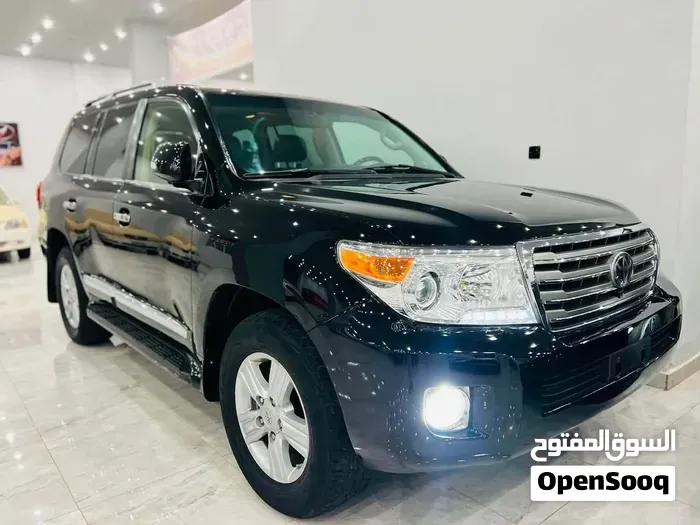 Toyota Land Cruiser 2013 photo 4