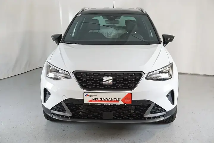 Seat Arona 2023 photo 2