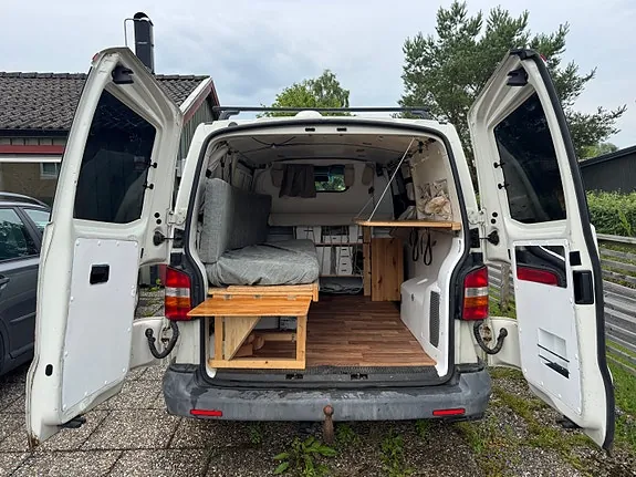 Volkswagen Transporter 2004 photo 2