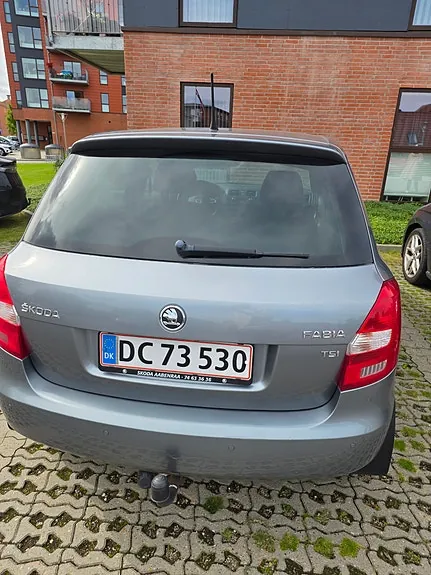 Skoda Fabia 2013 photo 3