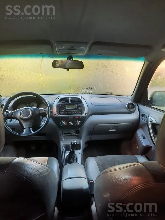Toyota Rav 4 2003 photo 5
